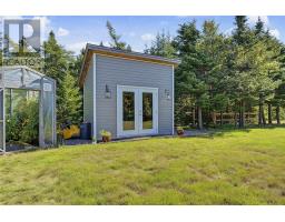 184 Groves Street thumbnail 41