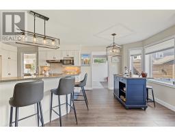 184 Groves Street thumbnail 9