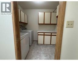 Primary Bedroom - 305, 3090 15 Avenue Se, Medicine Hat, AB T1B3Z3 Photo 8