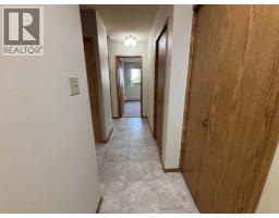 Bedroom - 305, 3090 15 Avenue Se, Medicine Hat, AB T1B3Z3 Photo 7