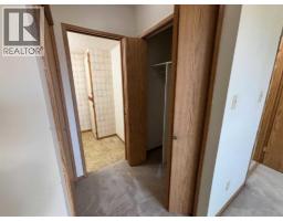 305, 3090 15 Avenue Se, Medicine Hat, AB T1B3Z3 Photo 16