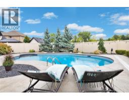 539 River Downs Avenue, Lakeshore, ON N0R1A0 Photo 48