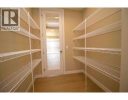 127 Sundown Crescent - photo 18