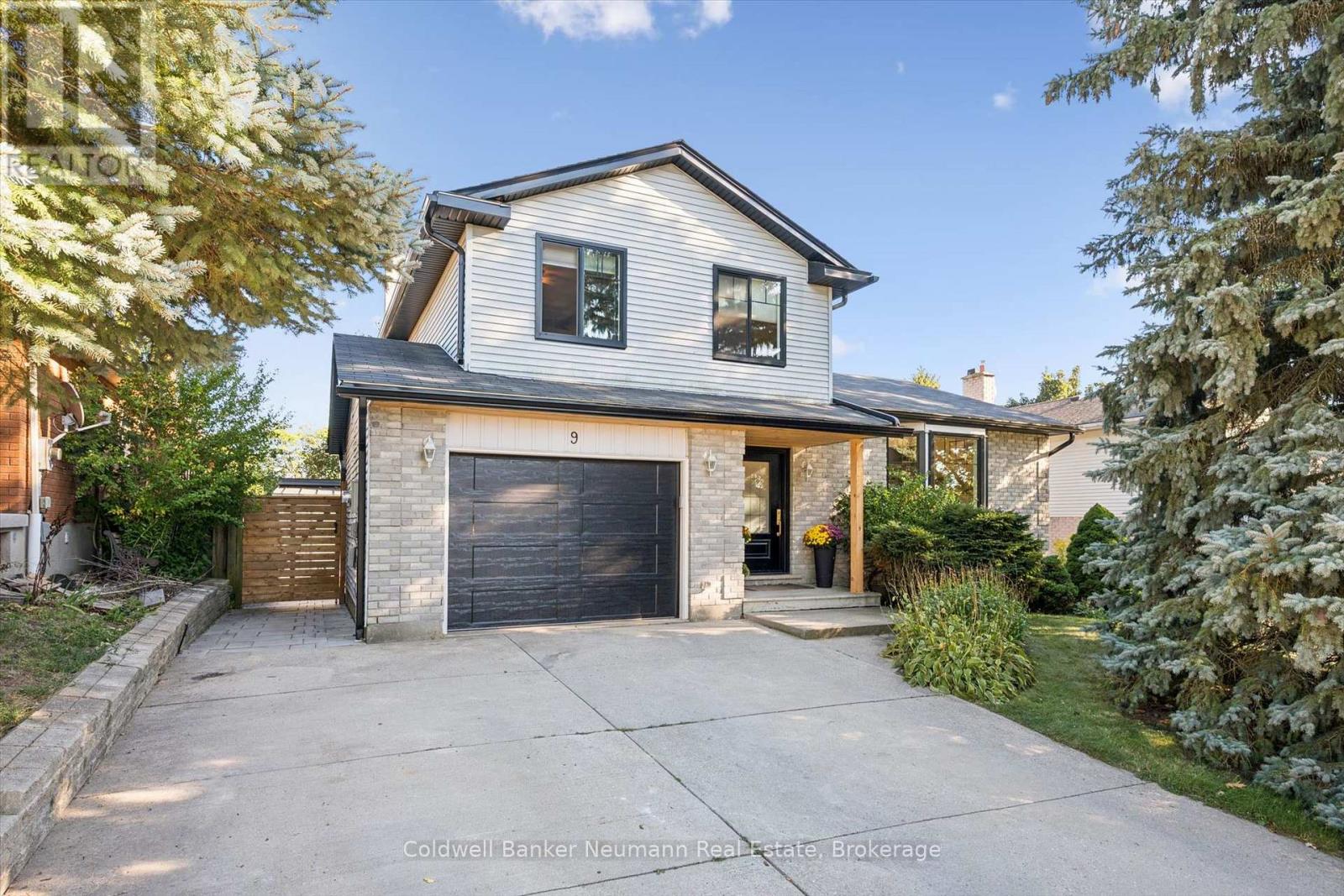 Property for sale at 9 SUNRISE COURT