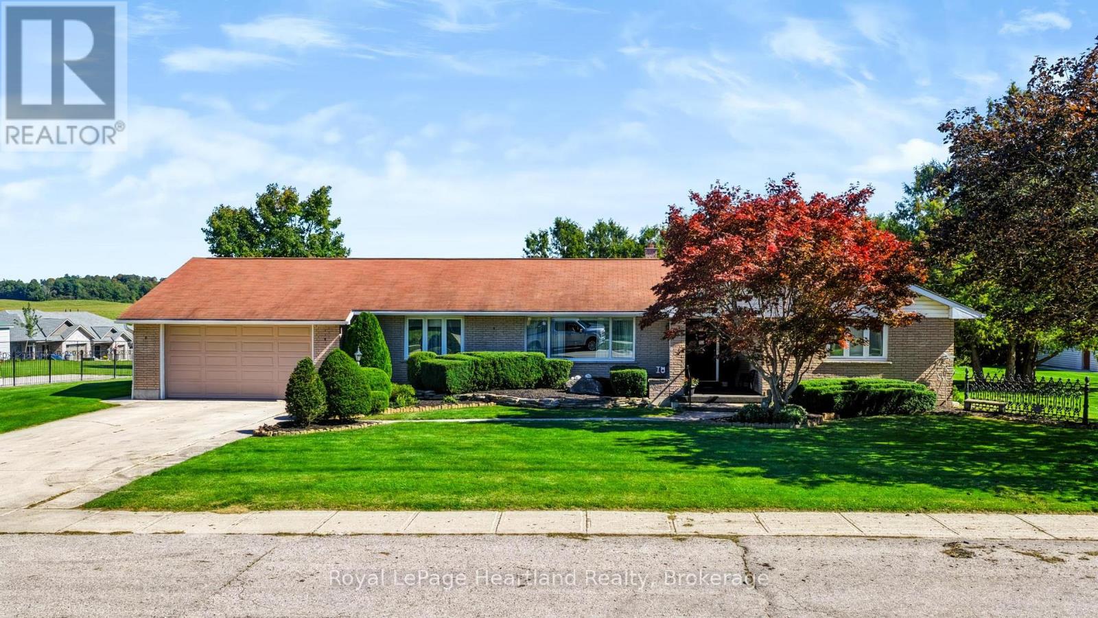 283 ALBERT STREET - 2