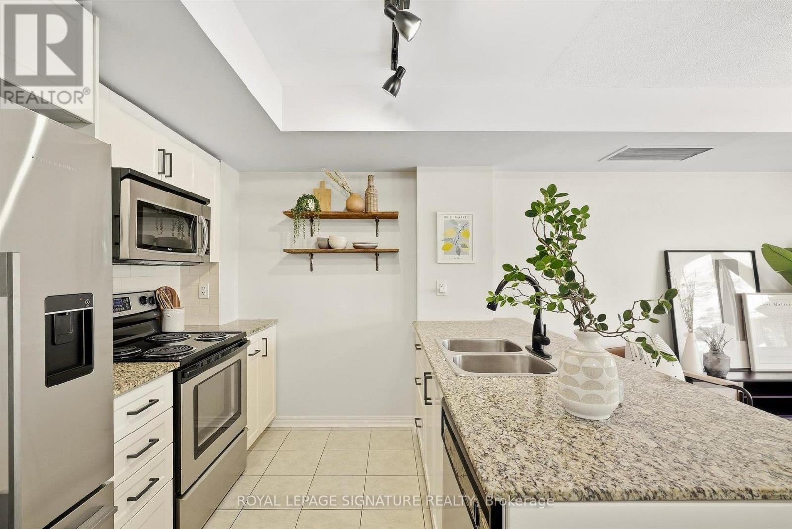 #225 11 RUTTAN STREET - 10