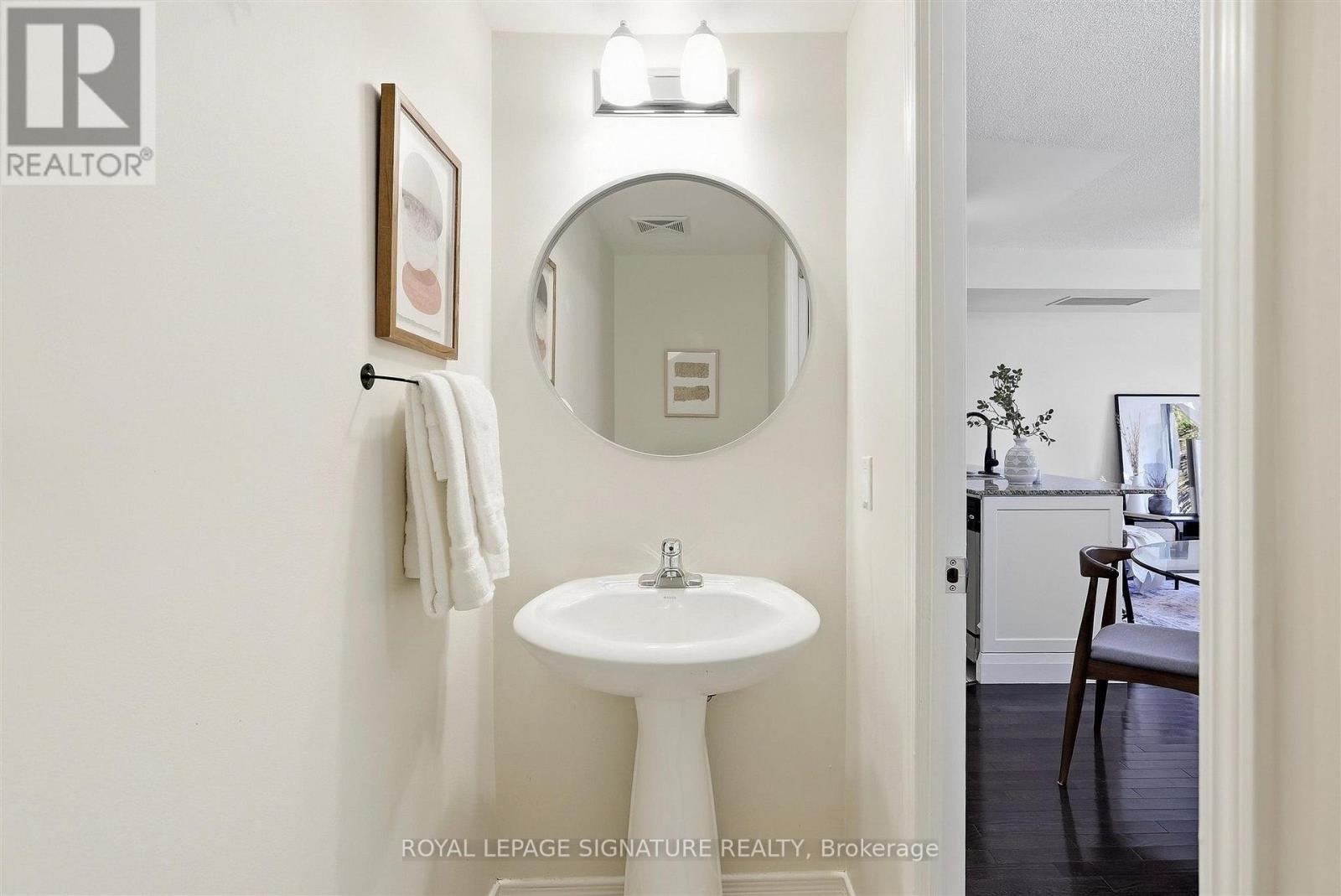 #225 11 RUTTAN STREET - 11
