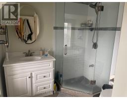 2nd Flr - 716 Ossington Avenue, Toronto, ON M5G3T7 Photo 14