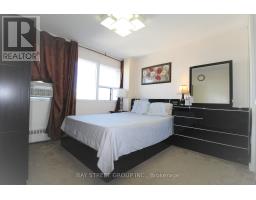 1010 - 100 Leeward Glenway, Toronto, ON M3C2Z1 Photo 15