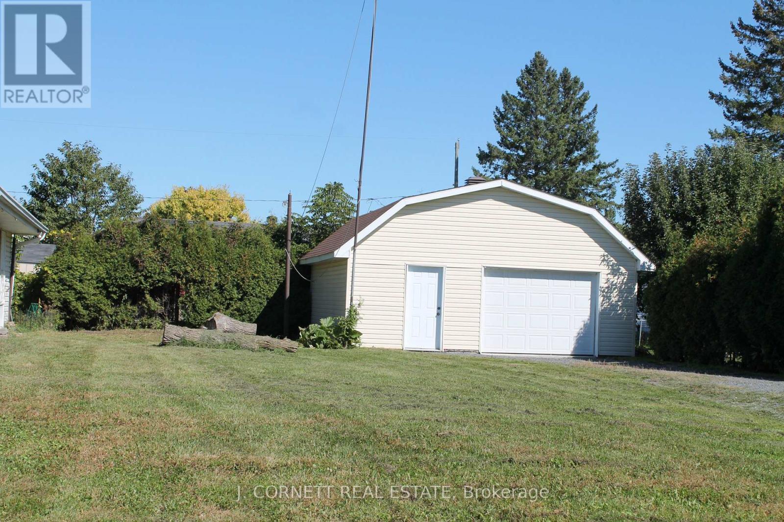 1319 NOTRE DAME STREET - 28