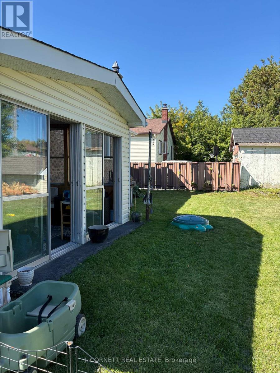 1319 NOTRE DAME STREET - 33