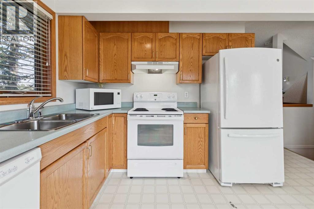 5 Prominence View SW - photo 7
