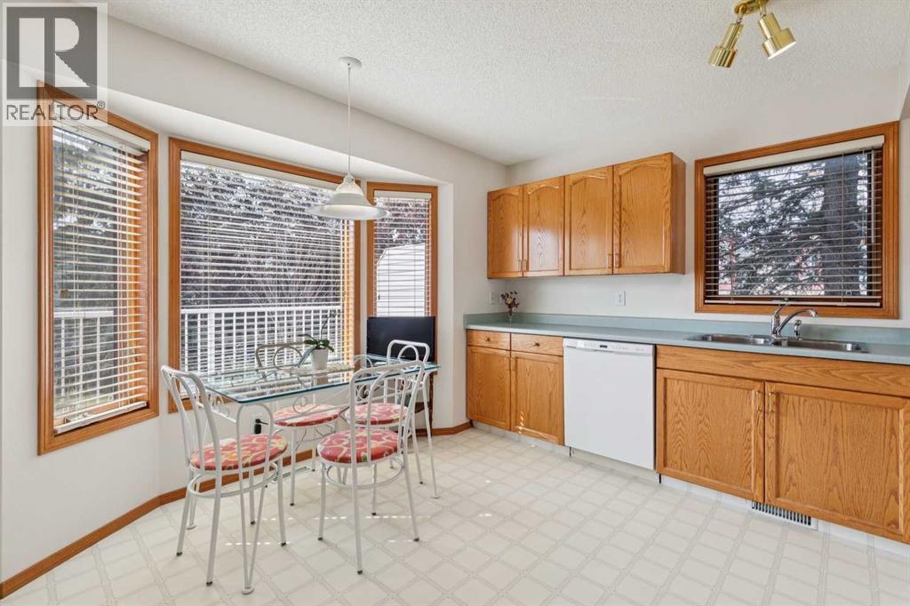 5 Prominence View SW - photo 5