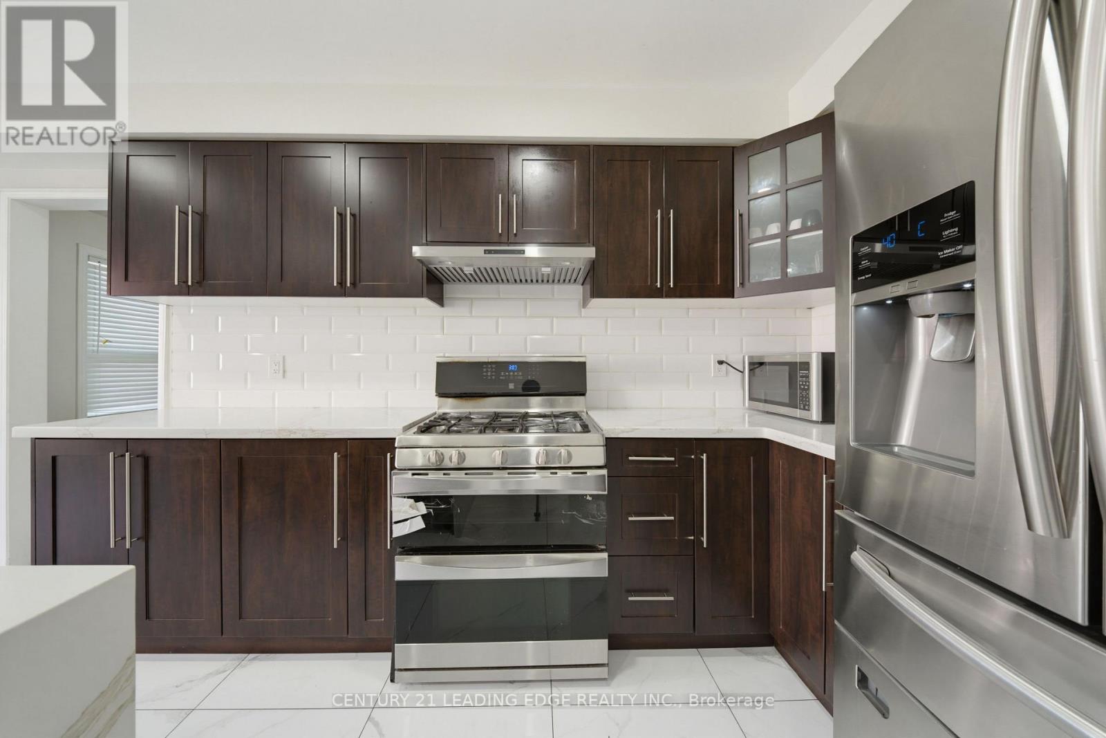2353 WILDWOOD CRESCENT - Image 17