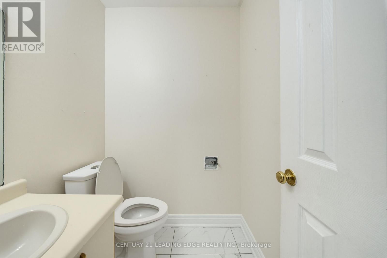 2353 WILDWOOD CRESCENT - Image 20