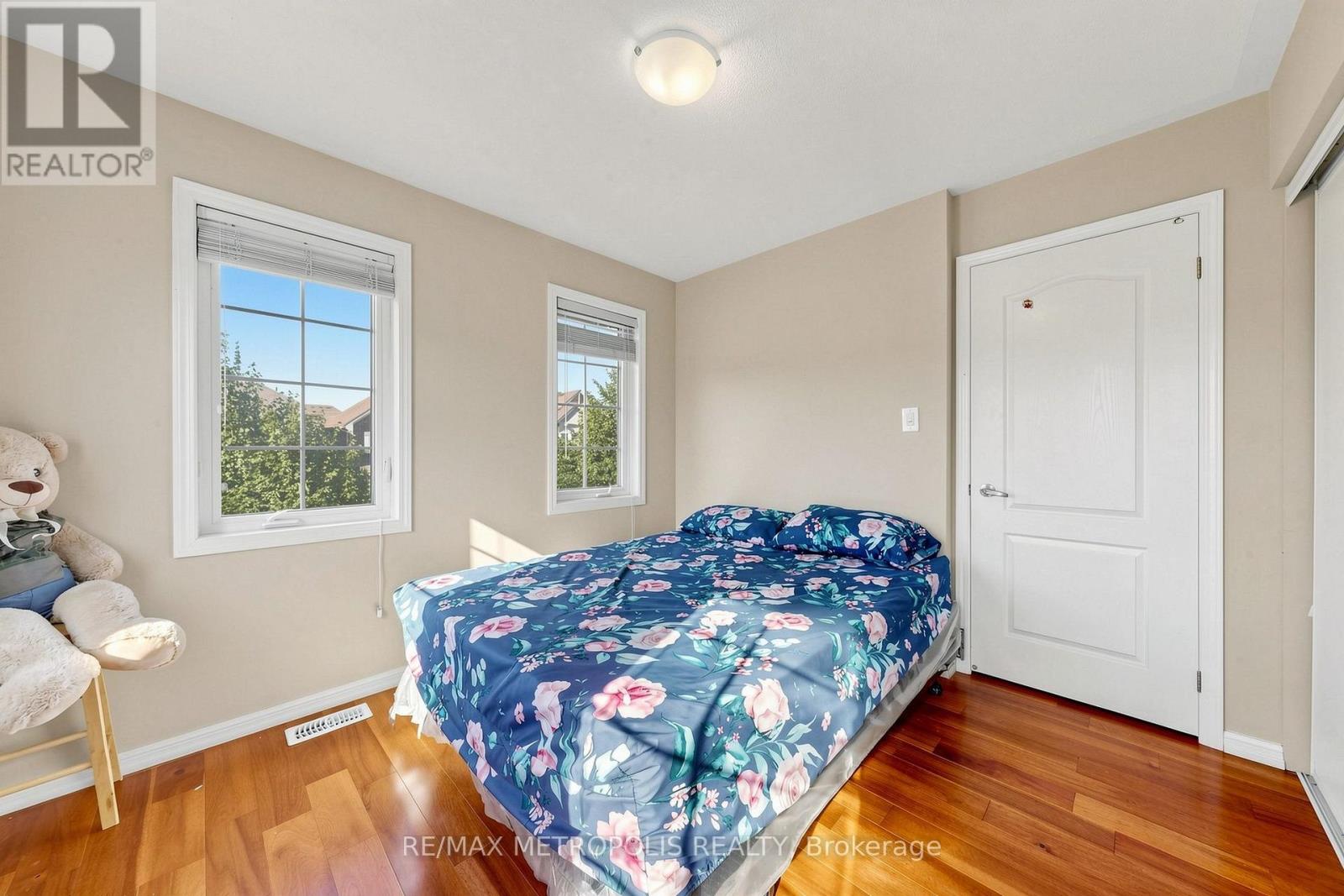 1913 LIATRIS DRIVE - 34