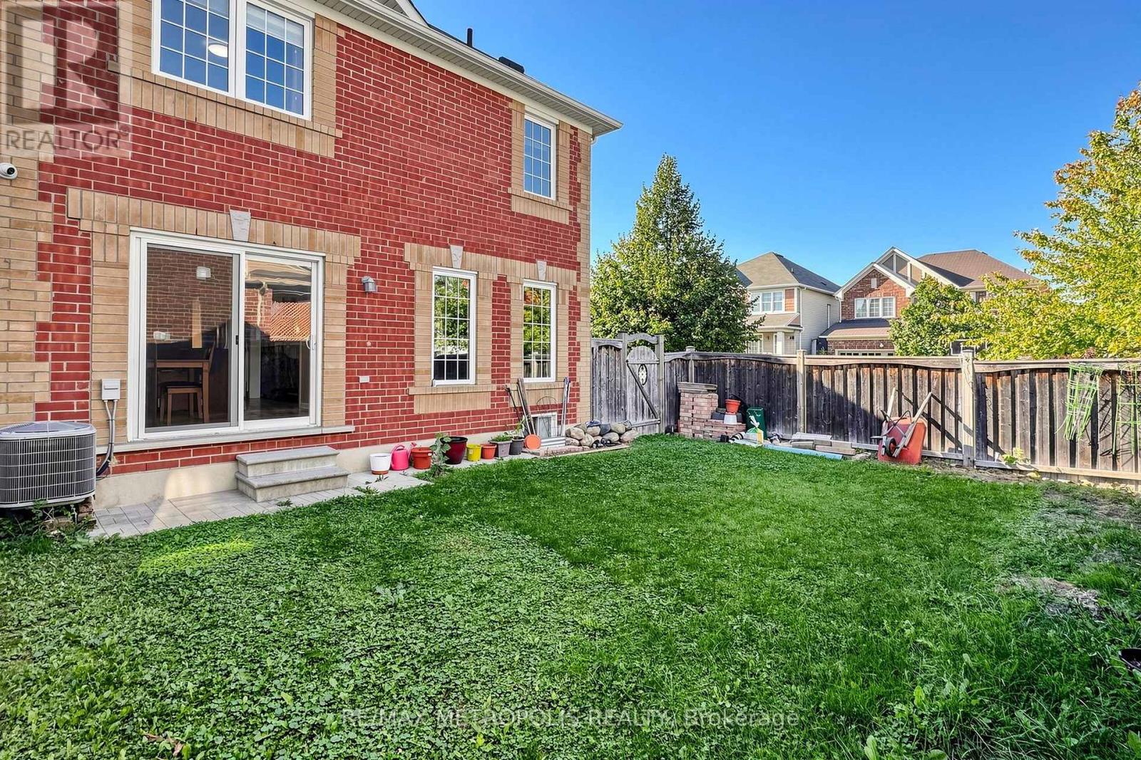 1913 LIATRIS DRIVE - 46