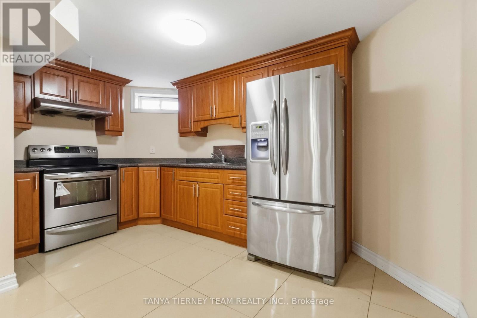 11 HUNTER DRIVE - Image 37
