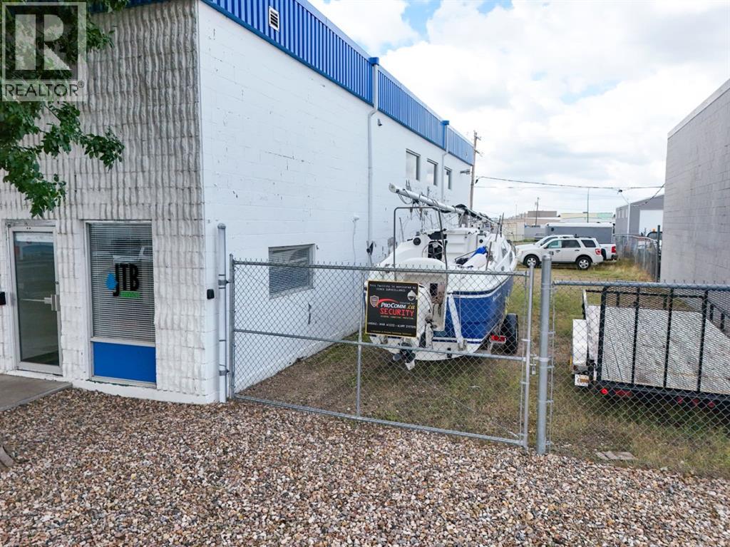 1944 11 Avenue NW, Medicine Hat — photo 35