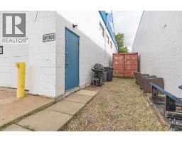 1944 11 Avenue Nw, Medicine Hat, AB T1C1T6 Photo 29