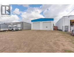 1944 11 Avenue Nw, Medicine Hat, AB T1C1T6 Photo 30