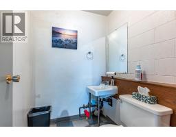 1944 11 Avenue Nw, Medicine Hat, AB T1C1T6 Photo 6