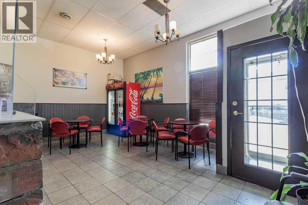 E, 303 Southridge Drive SE, Medicine Hat — photo 4