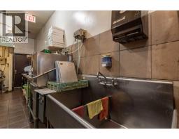 E, 303 Southridge Drive Se, Medicine Hat, AB T1B3S1 Photo 17
