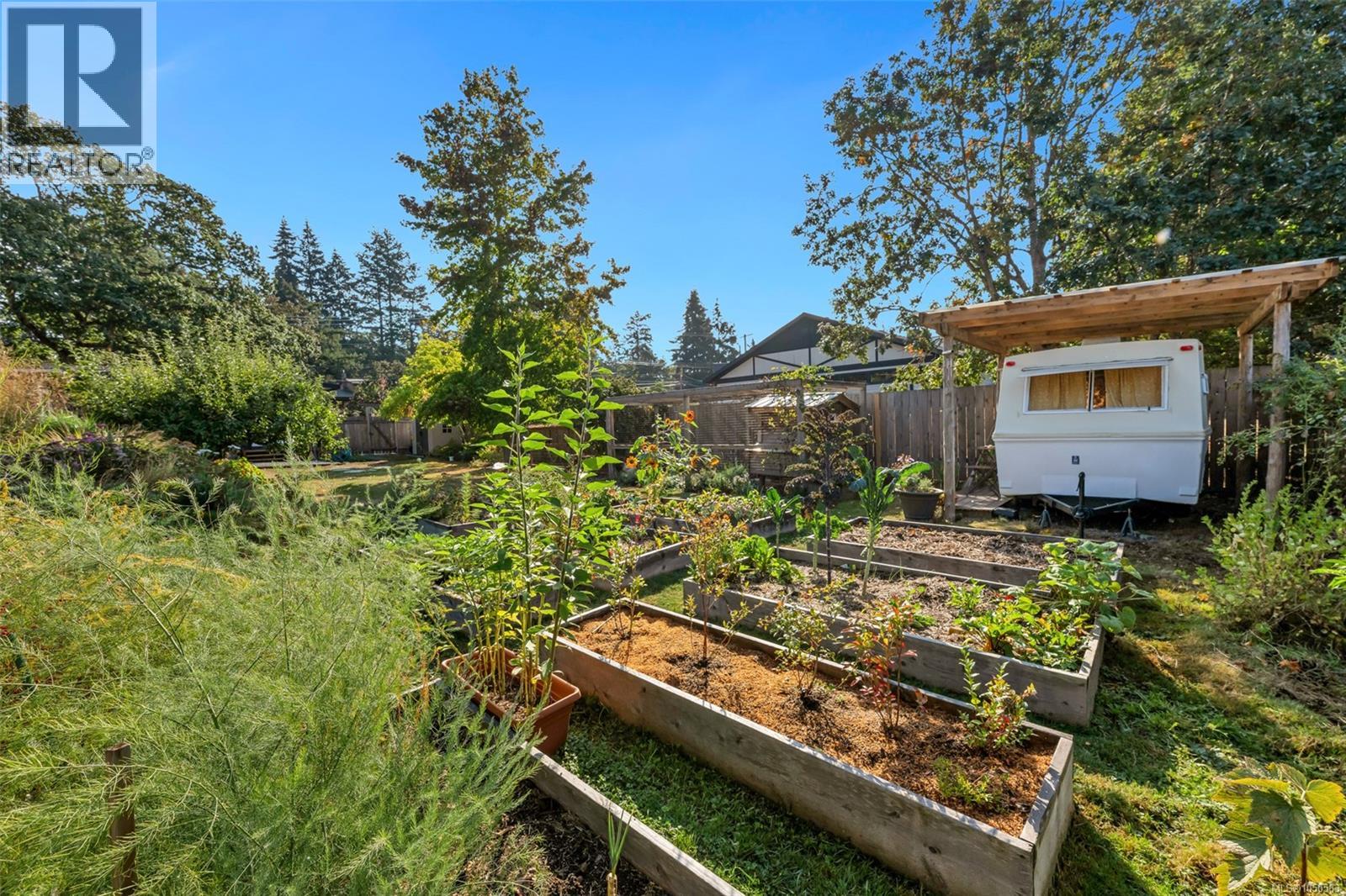  4826 West Saanich Road, Saanich