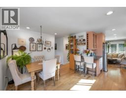 4826 West Saanich Rd, Saanich, BC V8Z3H5 Photo 21
