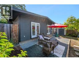 4826 West Saanich Rd, Saanich, BC V8Z3H5 Photo 26