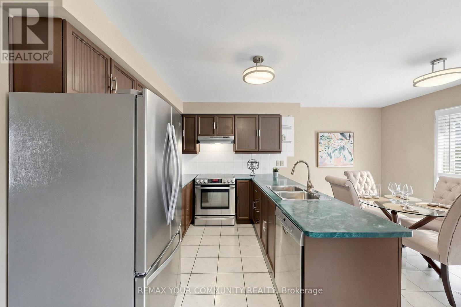 172 PATNA CRESCENT - 11