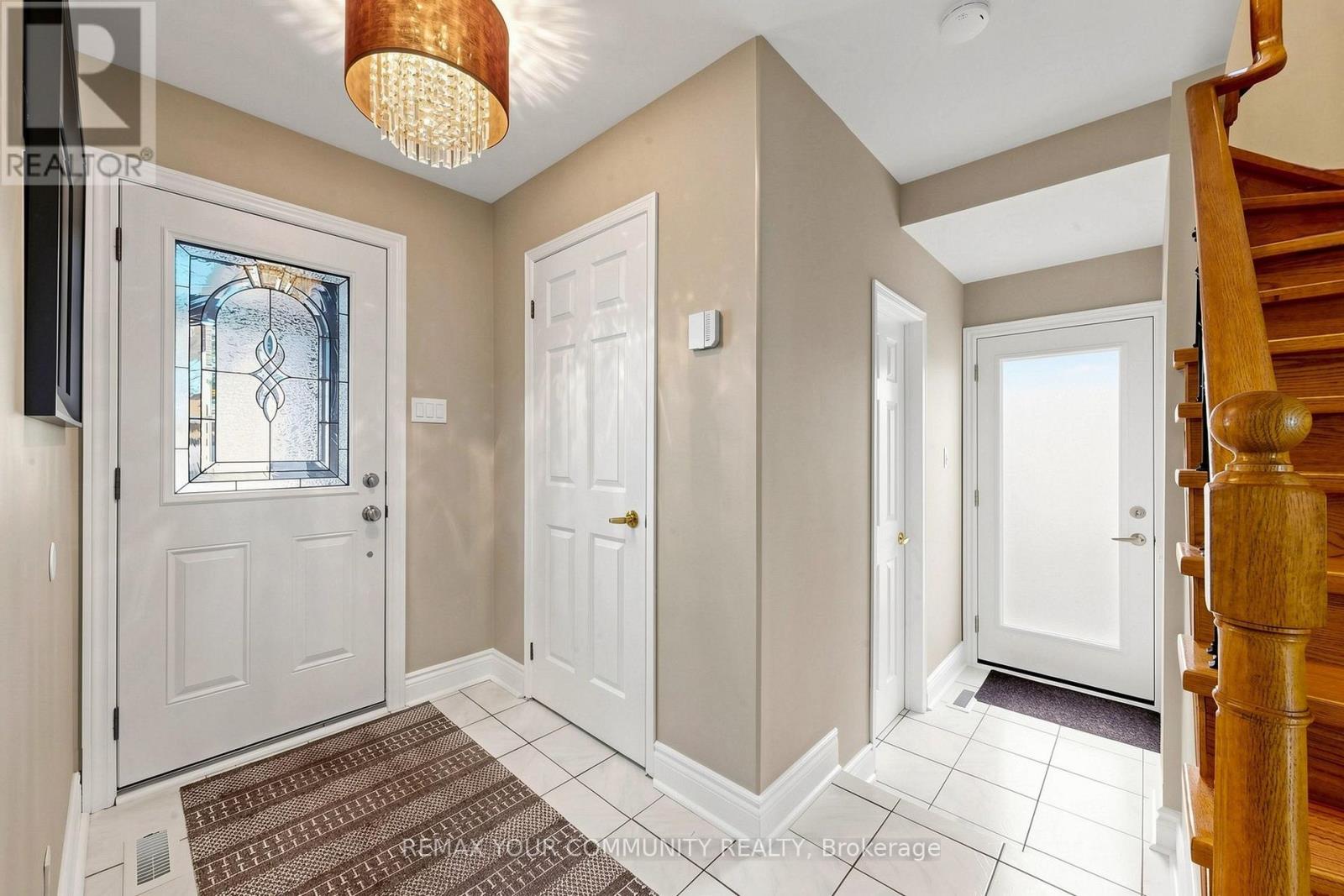172 PATNA CRESCENT - 18