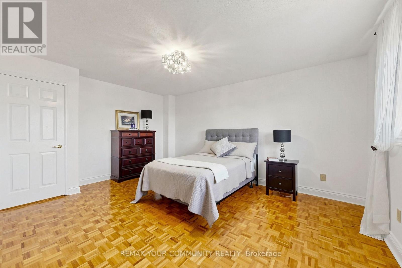 172 PATNA CRESCENT - 22