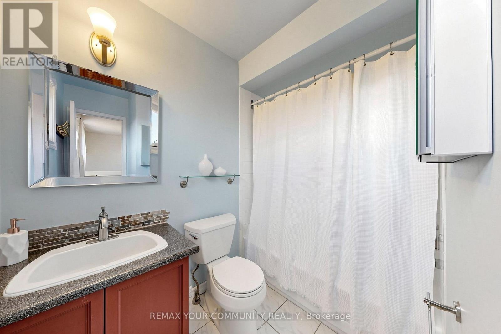 172 PATNA CRESCENT - 27