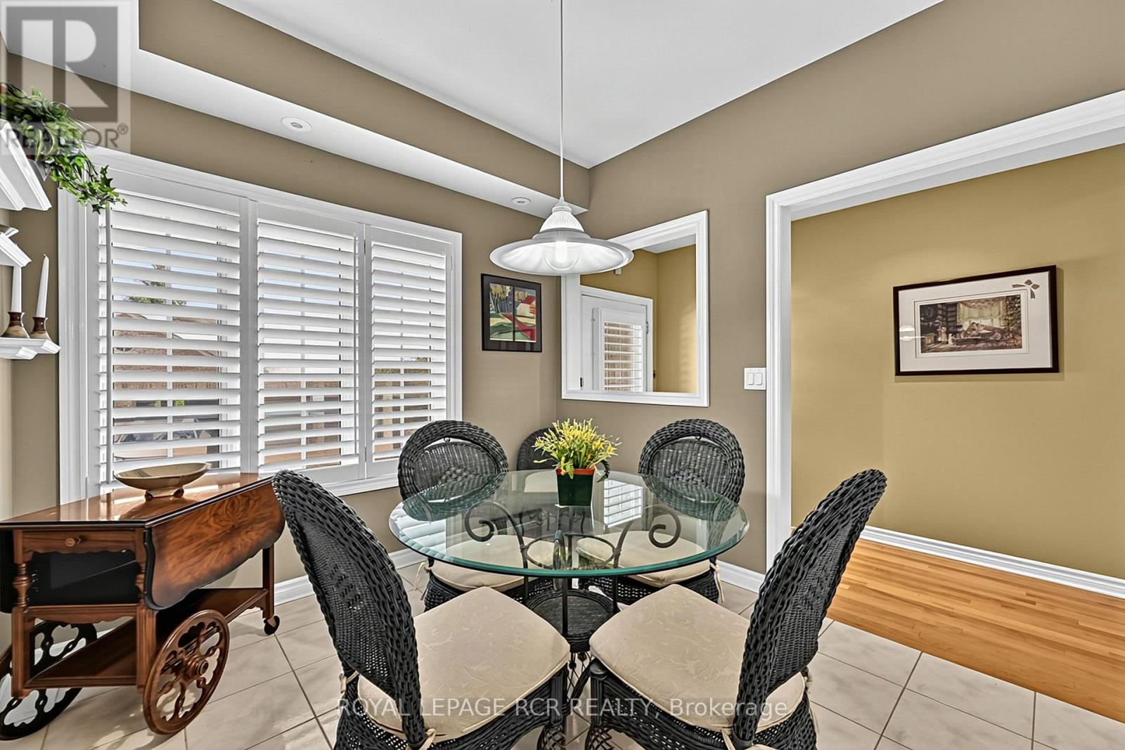 #11 520 SILKEN LAUMANN DRIVE - 15