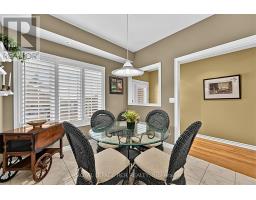 11 - 520 Silken Laumann Drive, Newmarket, ON L3X2S7 Photo 15