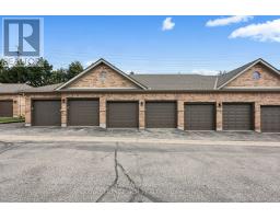 11 - 520 Silken Laumann Drive, Newmarket, ON L3X2S7 Photo 48