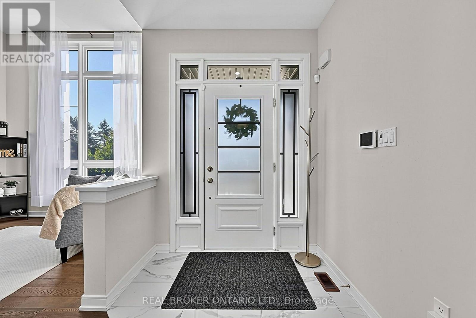 20 BIRKDALE PLACE - 2