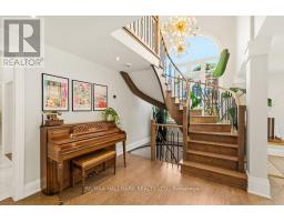 18 Ardmore Crescent, Richmond Hill, ON L4B2H7 Photo 17