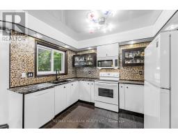 106 Larratt Lane, Richmond Hill, ON L4C0E3 Photo 16