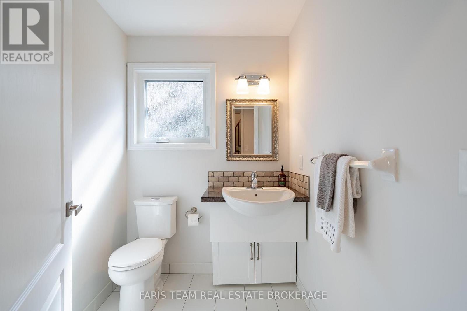 142 NELSON STREET - Image 17