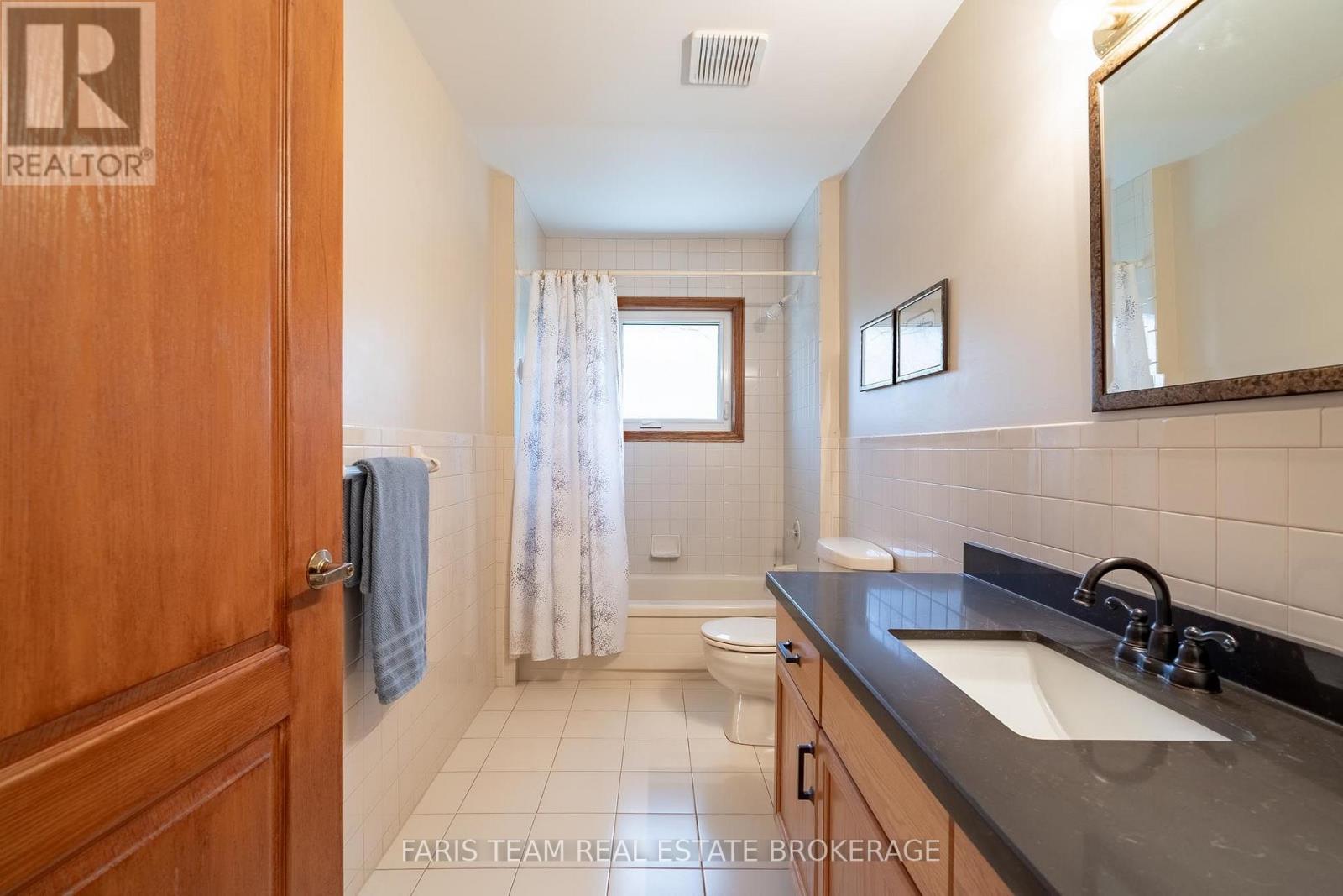 142 NELSON STREET - Image 26