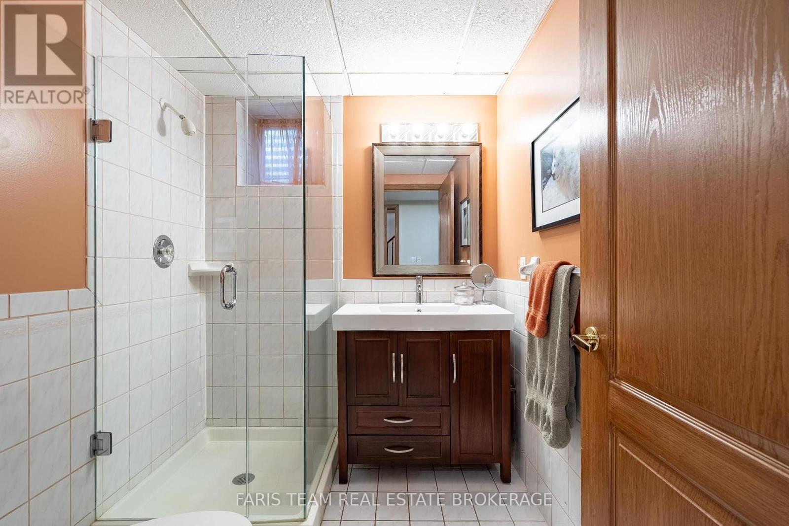 142 NELSON STREET - Image 33