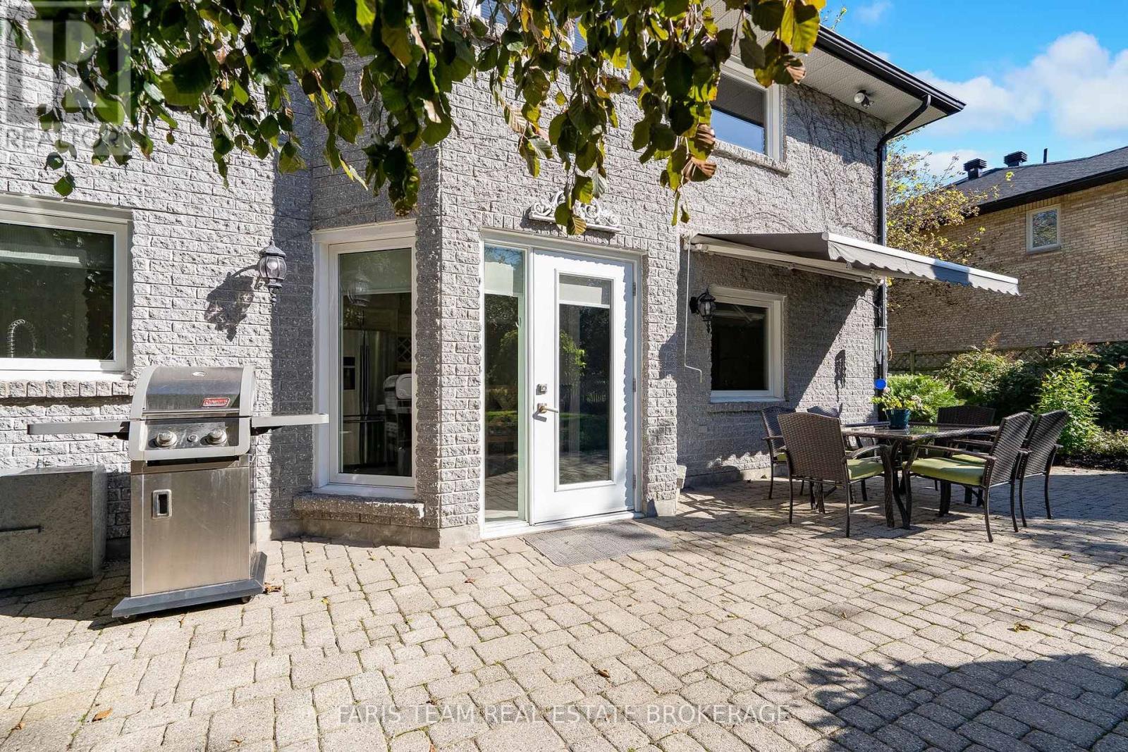 142 NELSON STREET - Image 34