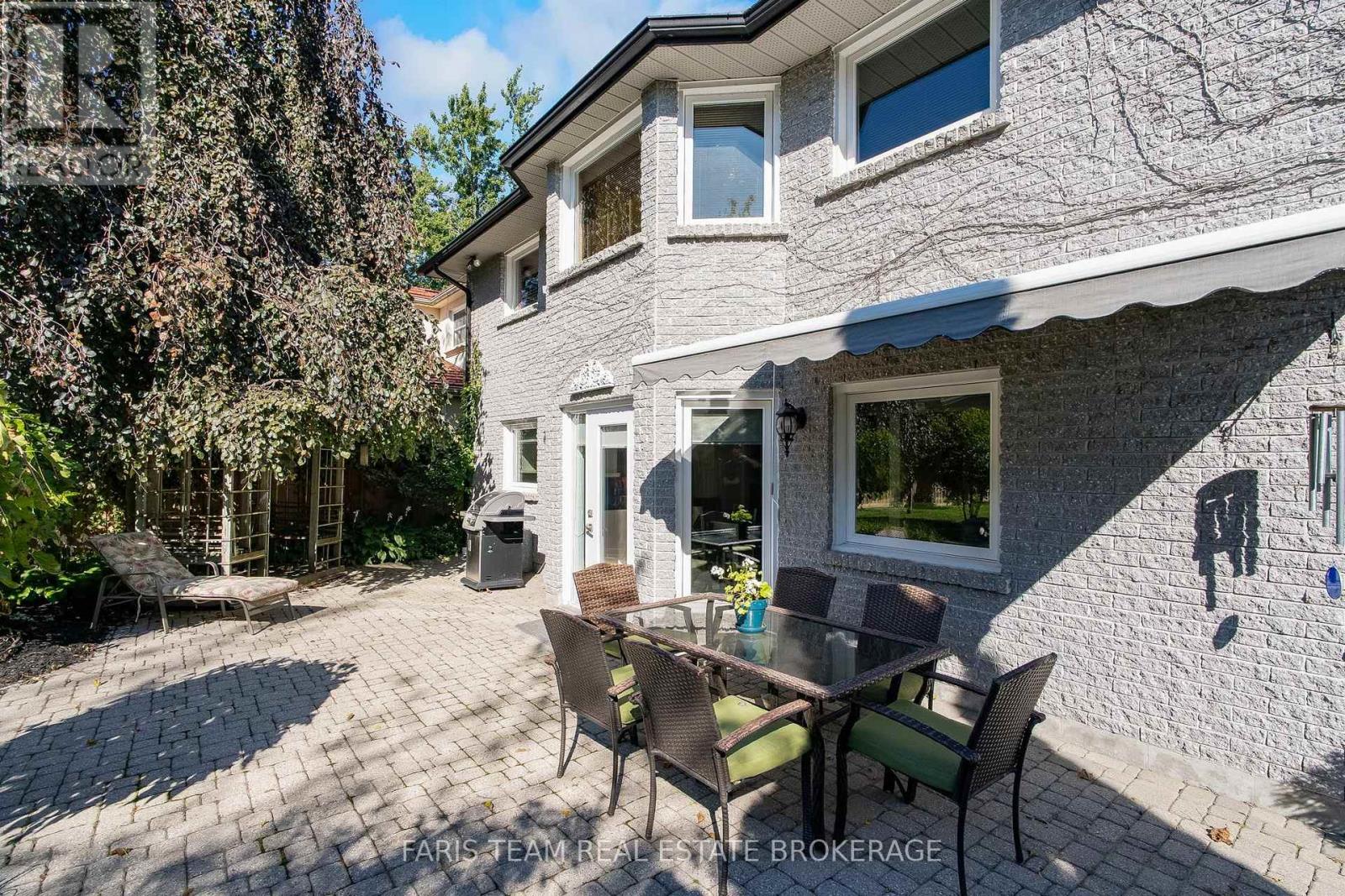 142 NELSON STREET - Image 35