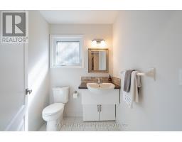 142 Nelson Street, Barrie, ON L4M4K8 Photo 17