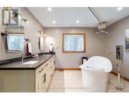 142 Nelson Street, Barrie, ON L4M4K8 Photo 21