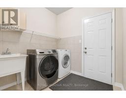264 Country Lane, Barrie, ON L4N0Y3 Photo 14