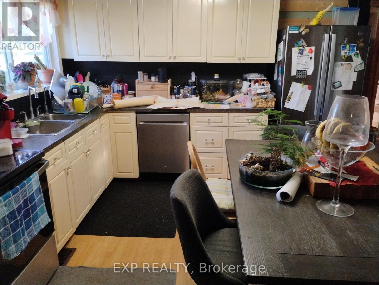 4044 BAYVIEW AVENUE - 8